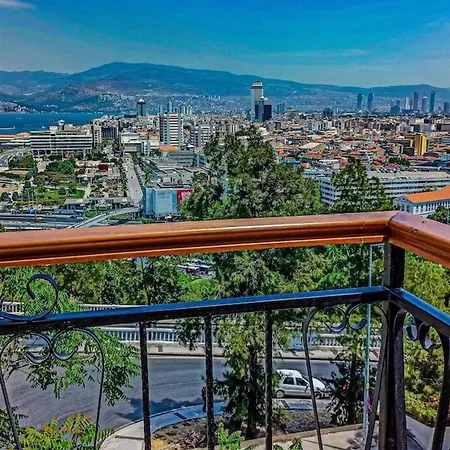 Variante Mansion With Spectacular Views بيت ضيافة
